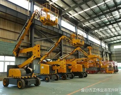 柴油屈臂式升(shēng)降(jiàng)平台車
