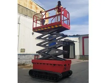 履帶式升降平台(tái)車