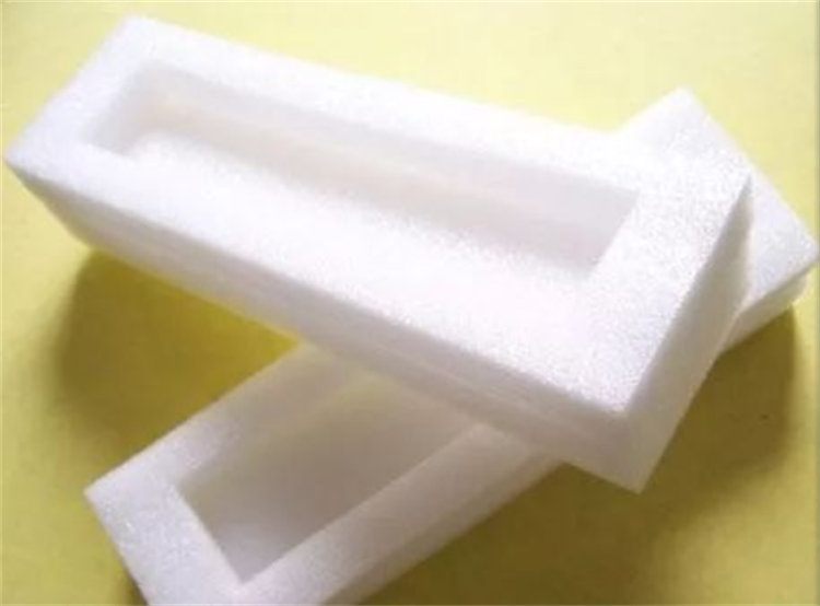 甲盾材料向你(ni)講解西安珍珠(zhu)棉的特點與作(zuò)用有哪些？