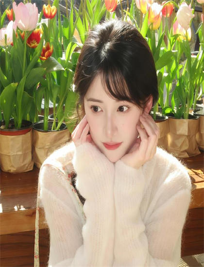 重新认识《如此接近地平线》的审美特点与艺术成就——商业与艺术的平衡